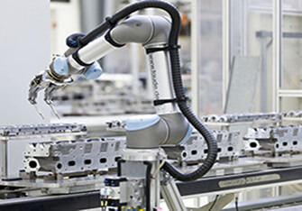 Endüstri Üretiminde Robot Kullanımı